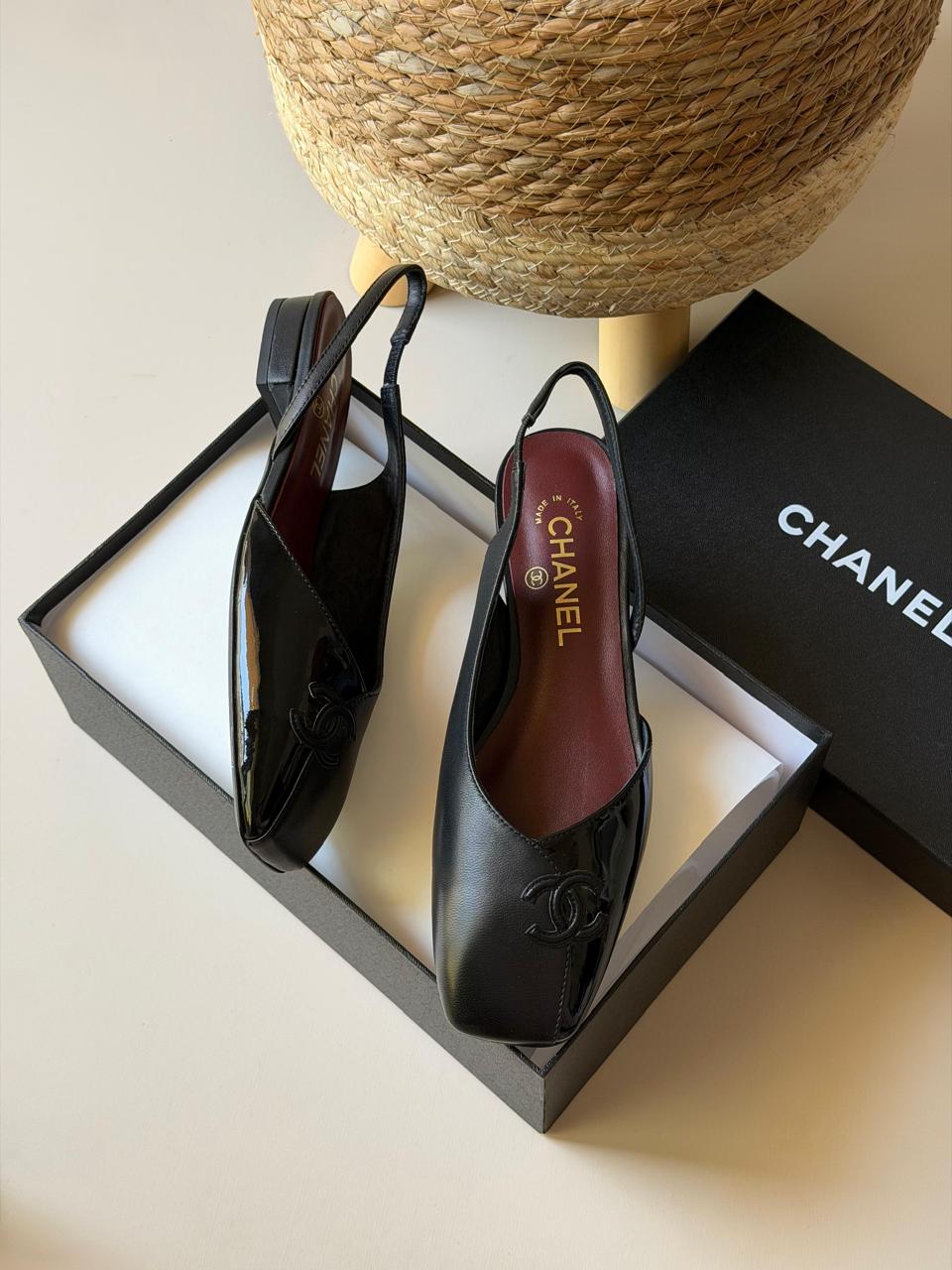 Chanel heels - low heels flat