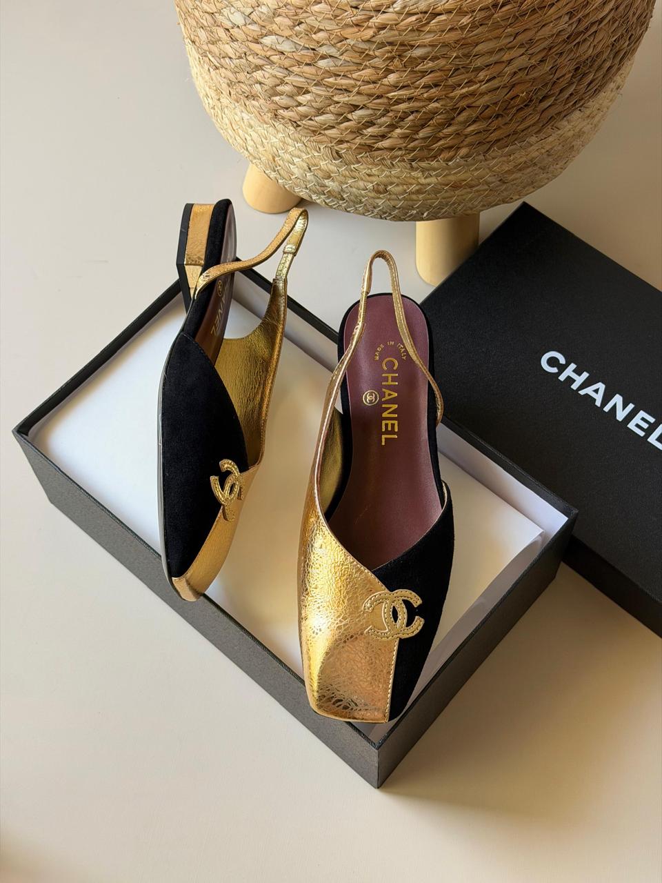 Chanel heels - low heels flat