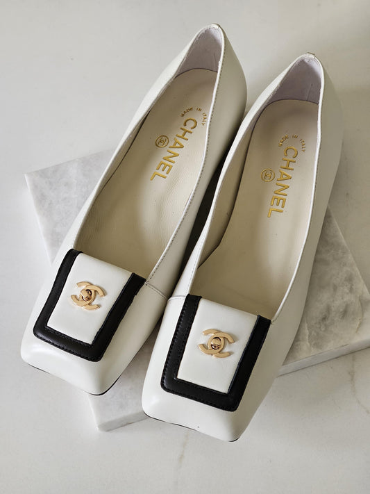 chanel heels -low heels