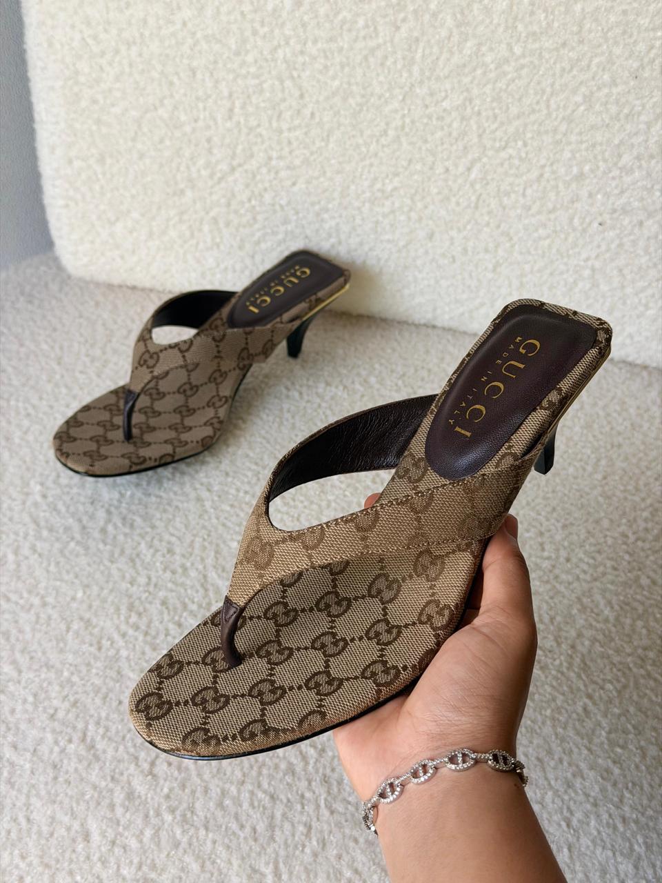 chanel sandals heels