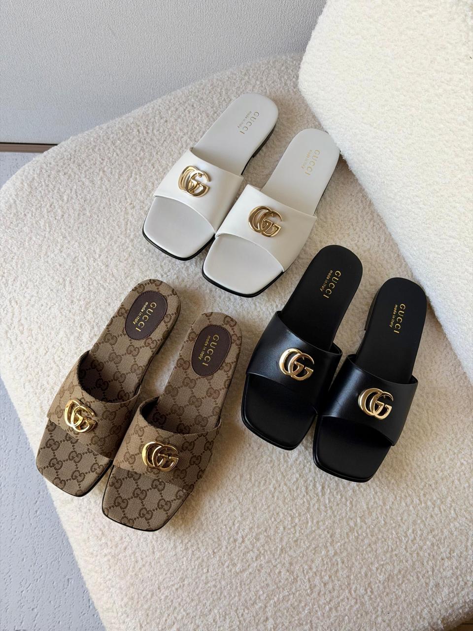 Gucci slippers