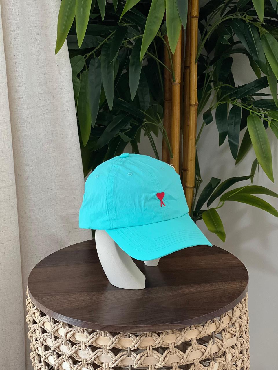 Ami paris cap