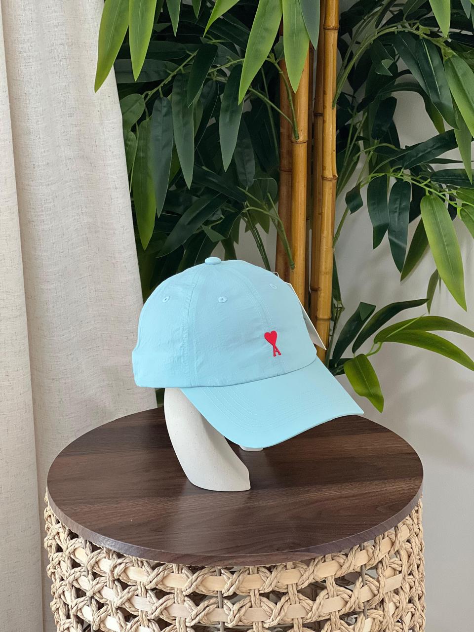 Ami paris cap