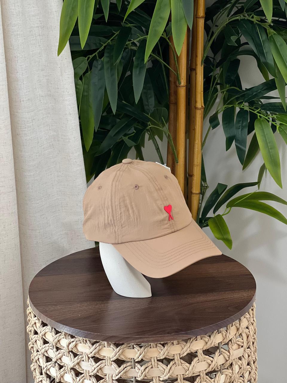 Ami paris cap