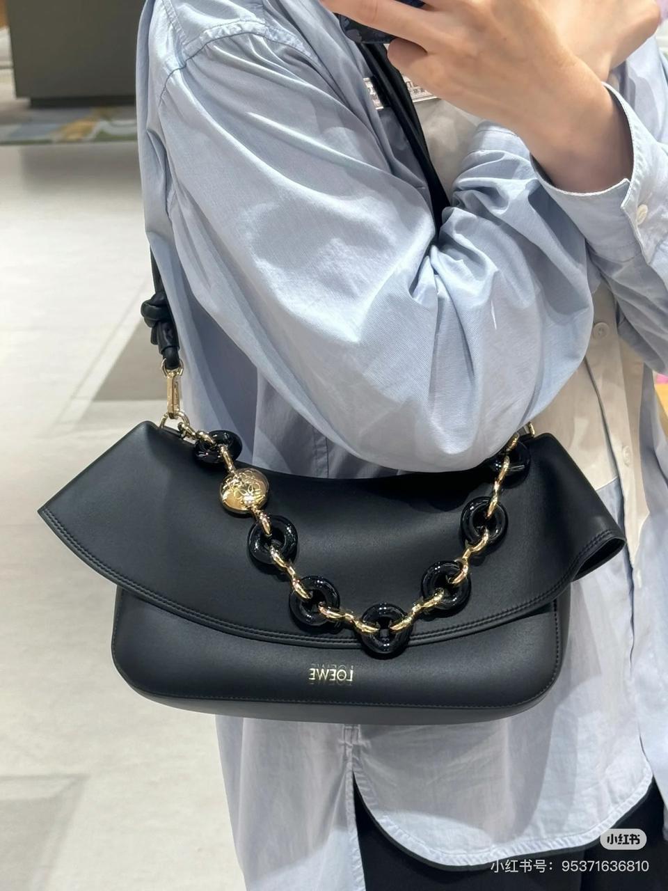 Loewe bag