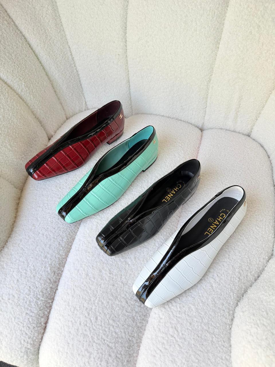 Chanel heels - low heels - flat