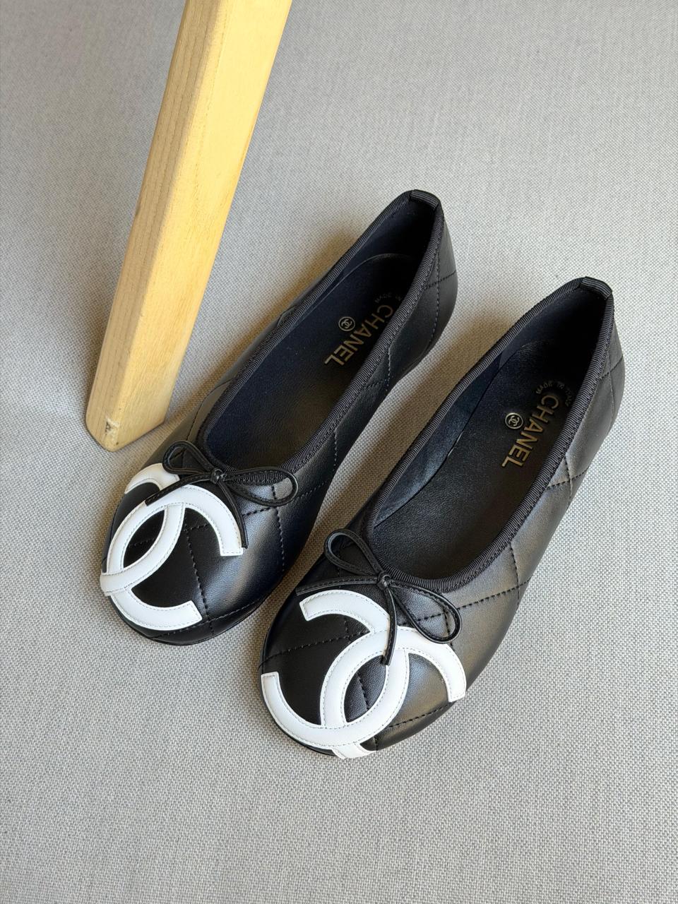 Chanel heels - low heels - flat