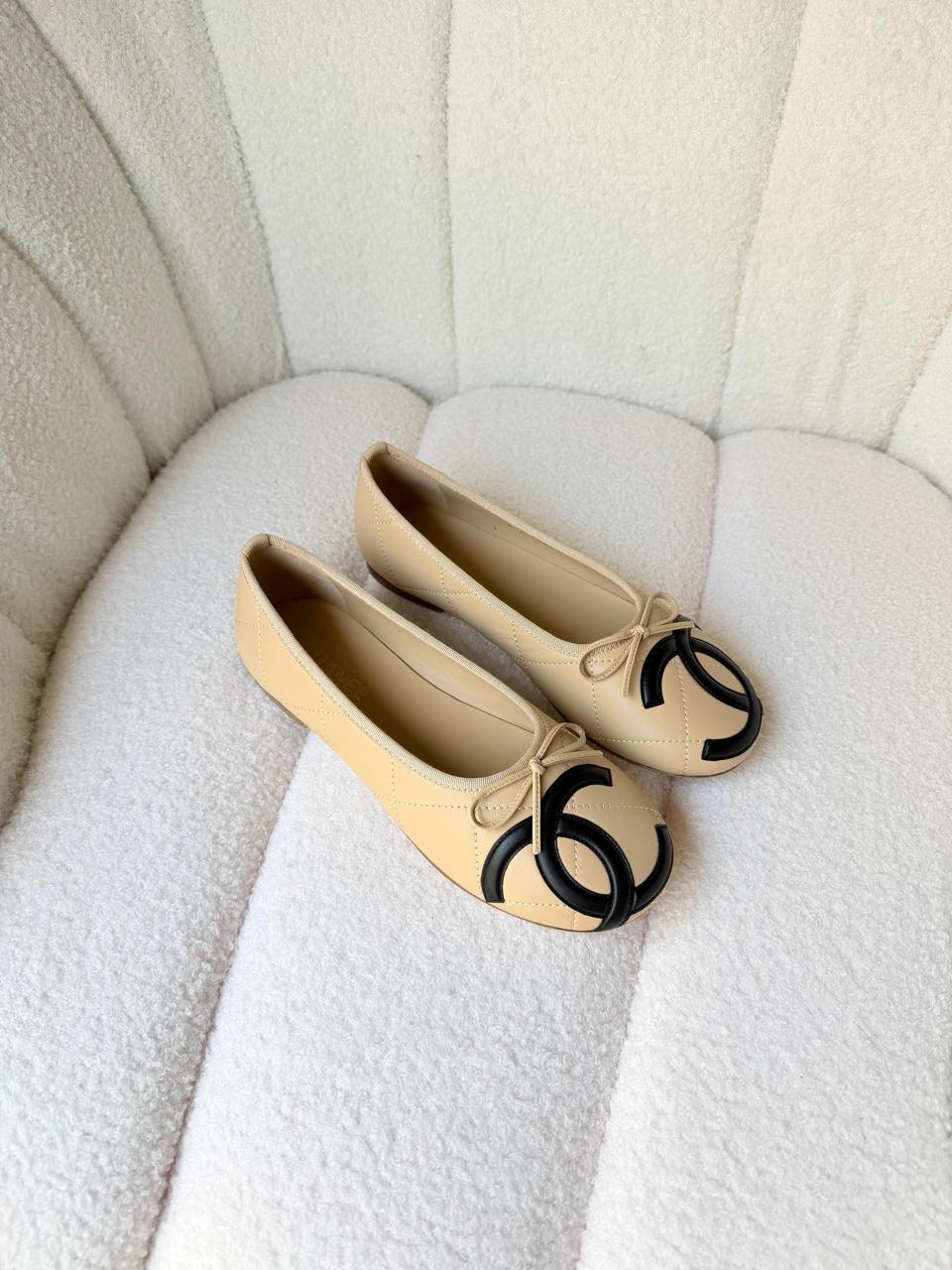 Chanel heels - low heels - flat