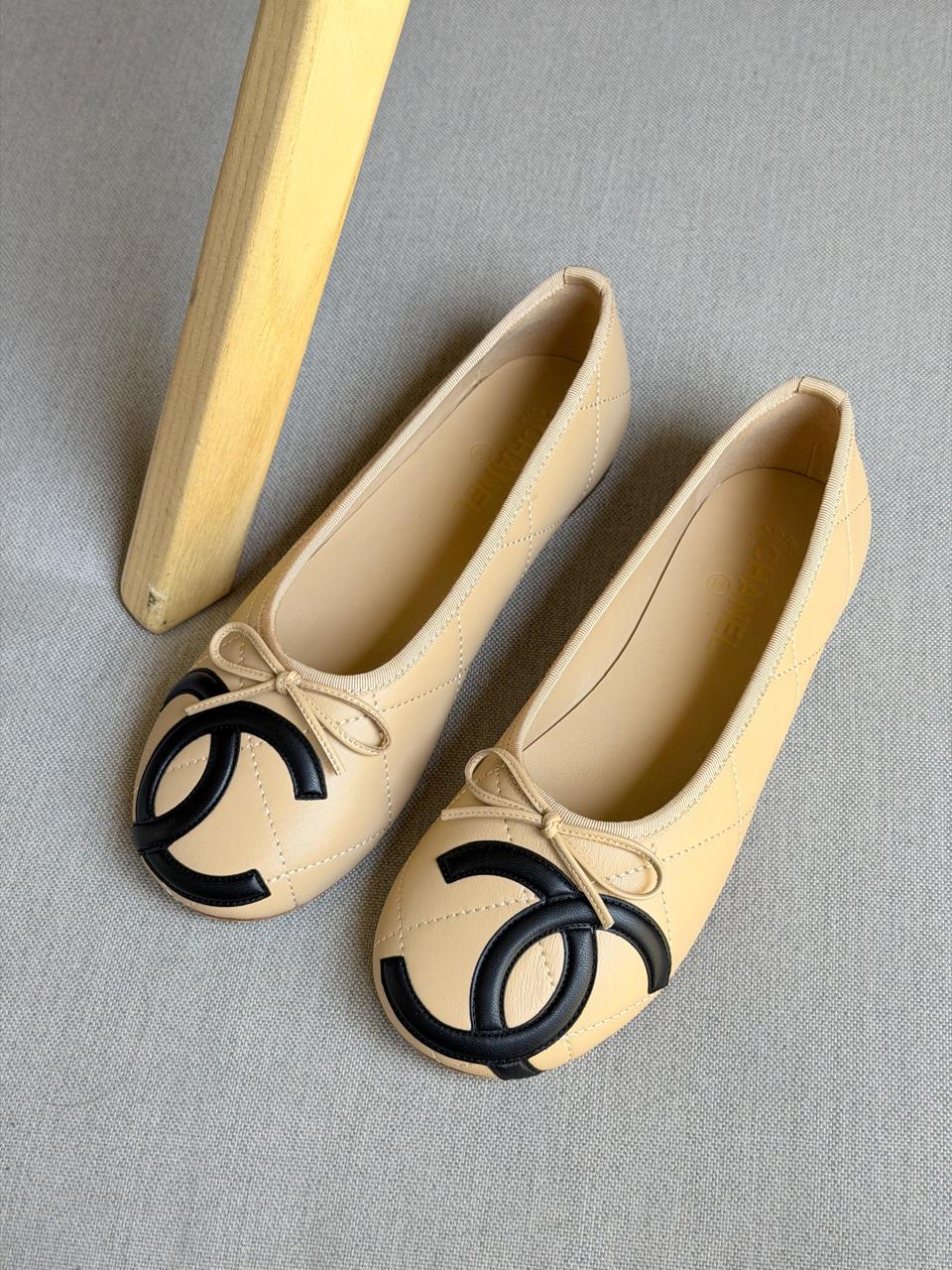 Chanel heels - low heels - flat