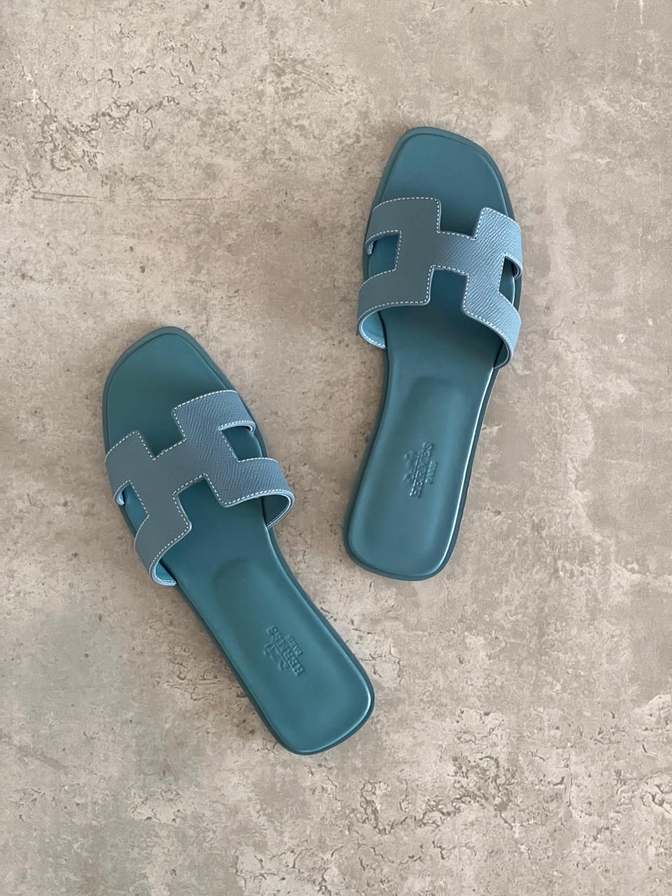 Hermes slippers