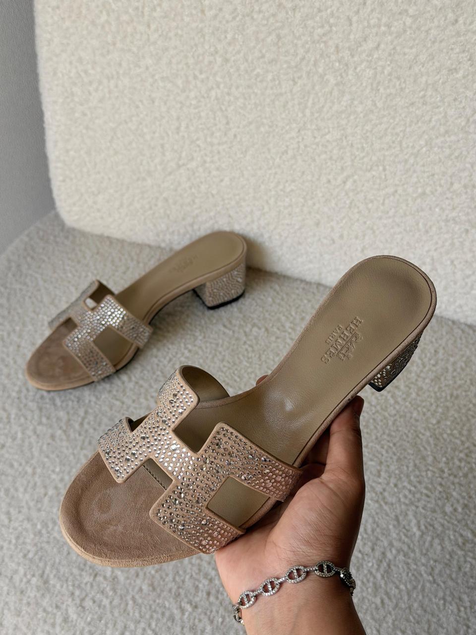 Hermes slippers & sandals heels
