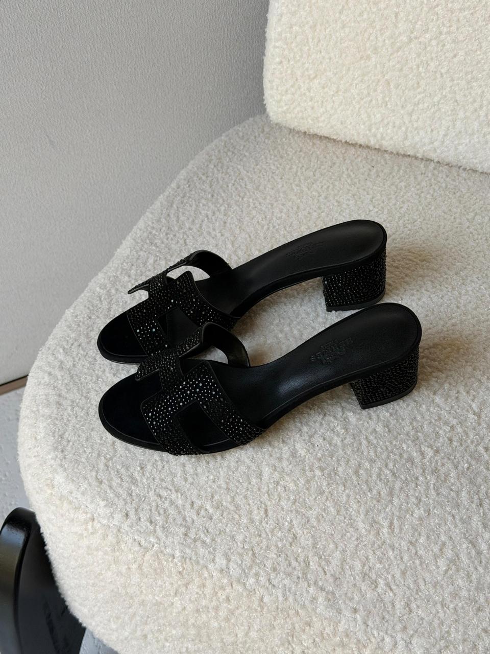 Hermes slippers & sandals heels