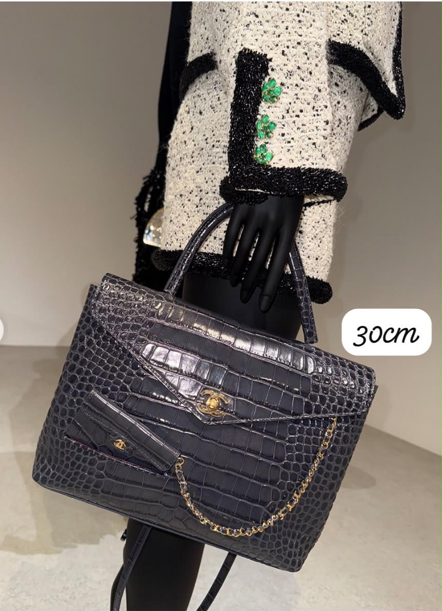 Chanel bag 30 cm with wallet
