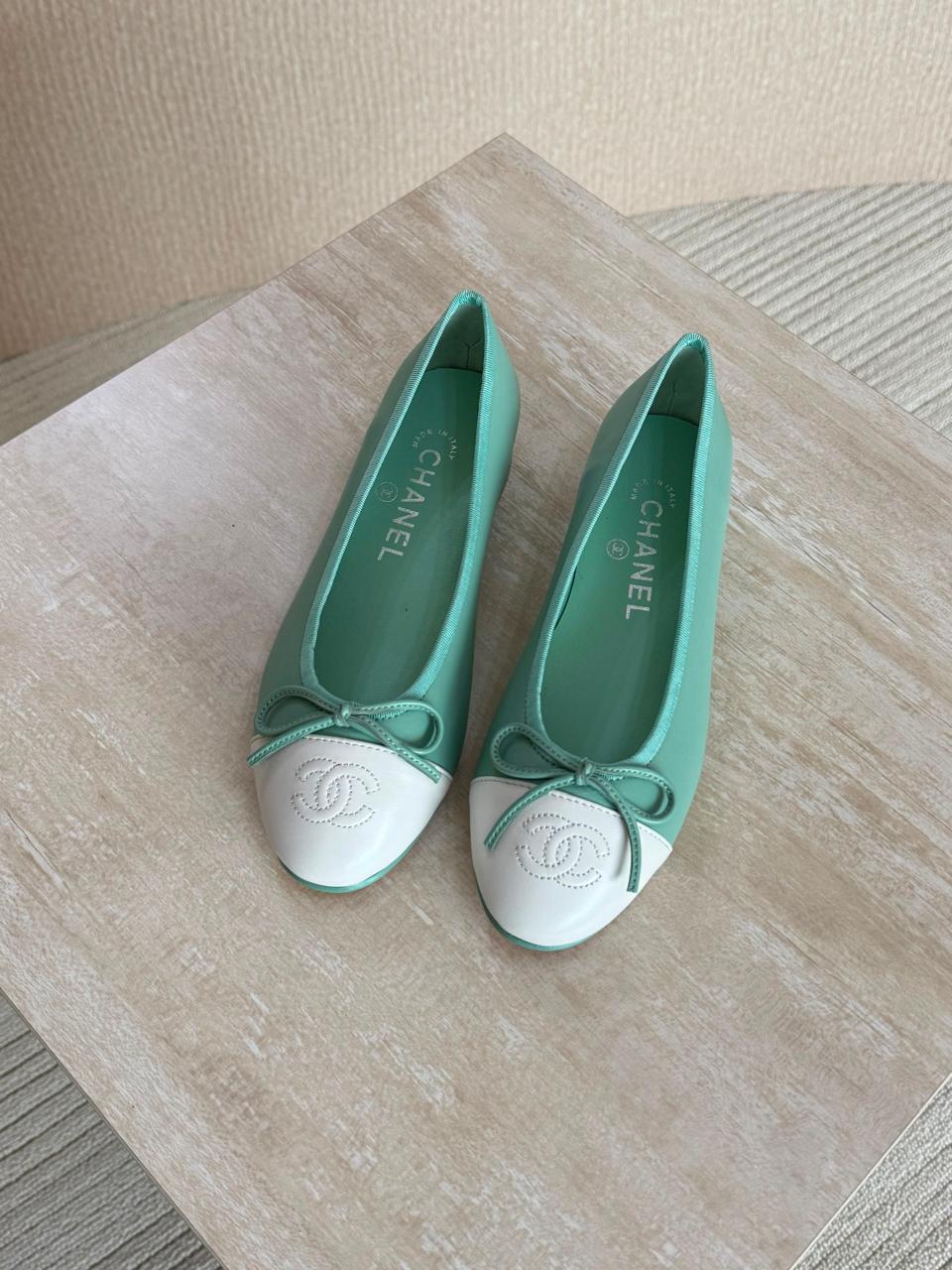 Chanel ballerina