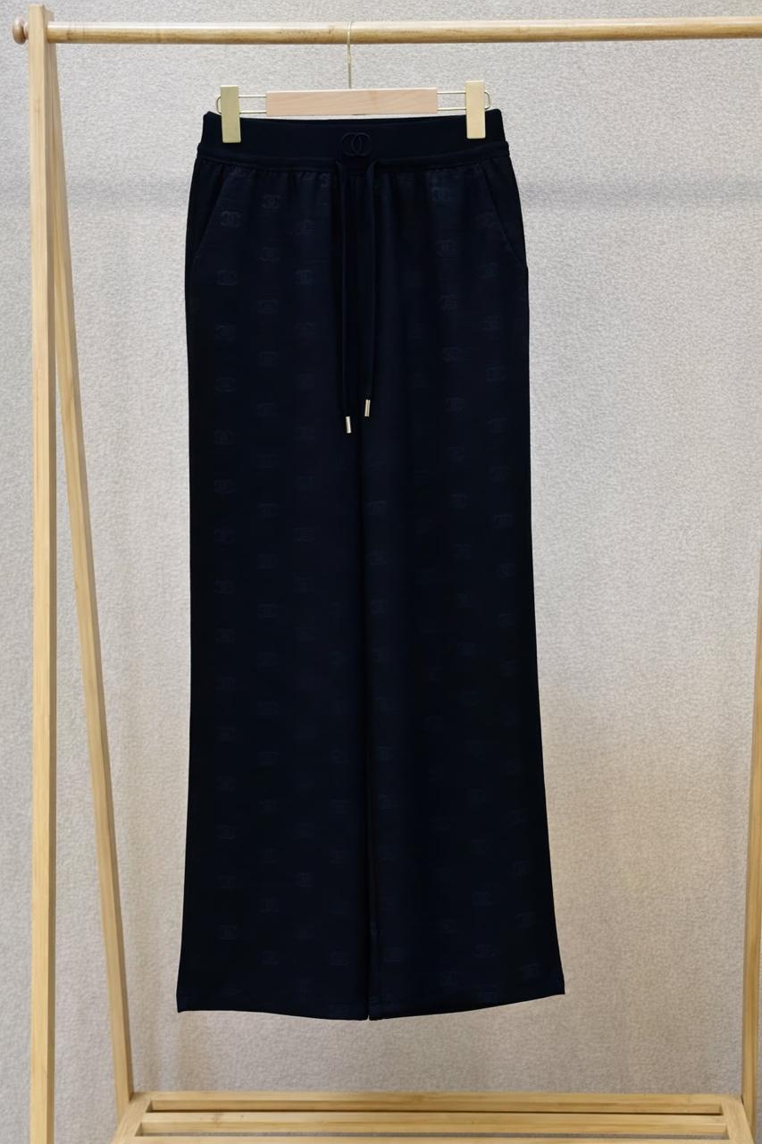 Chanel pants