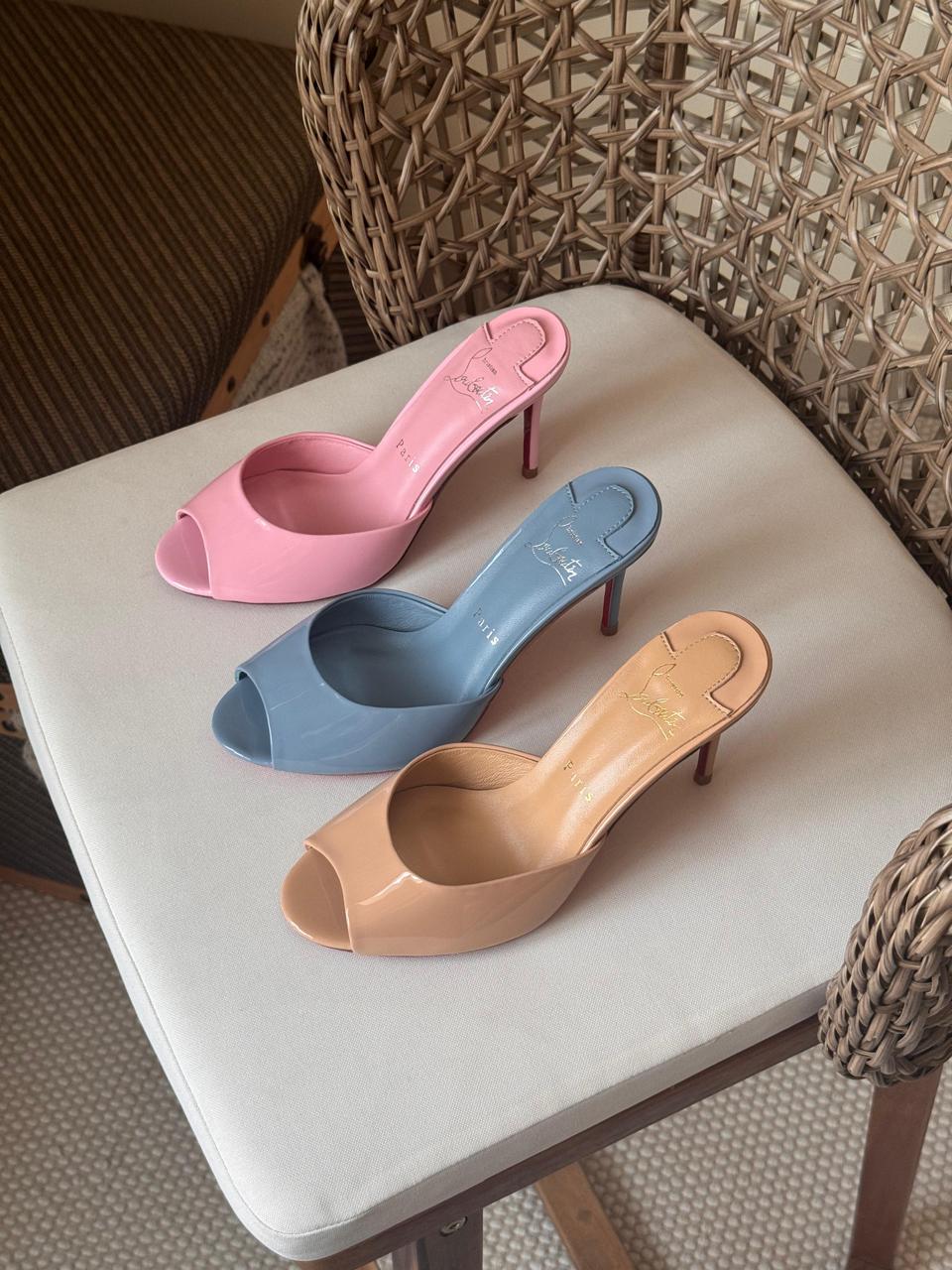 Christian louboutin sandala heels