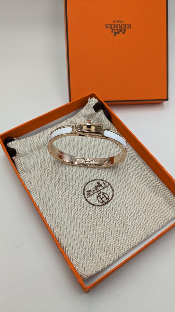 Hermes bangle - rose gold