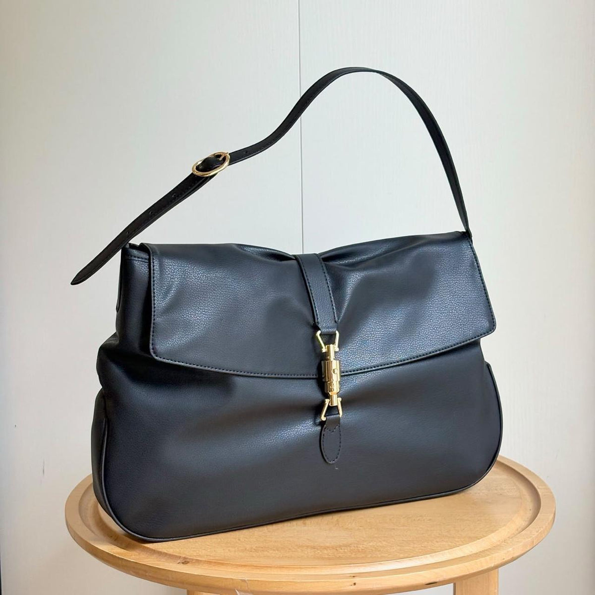 Gucci bag big size