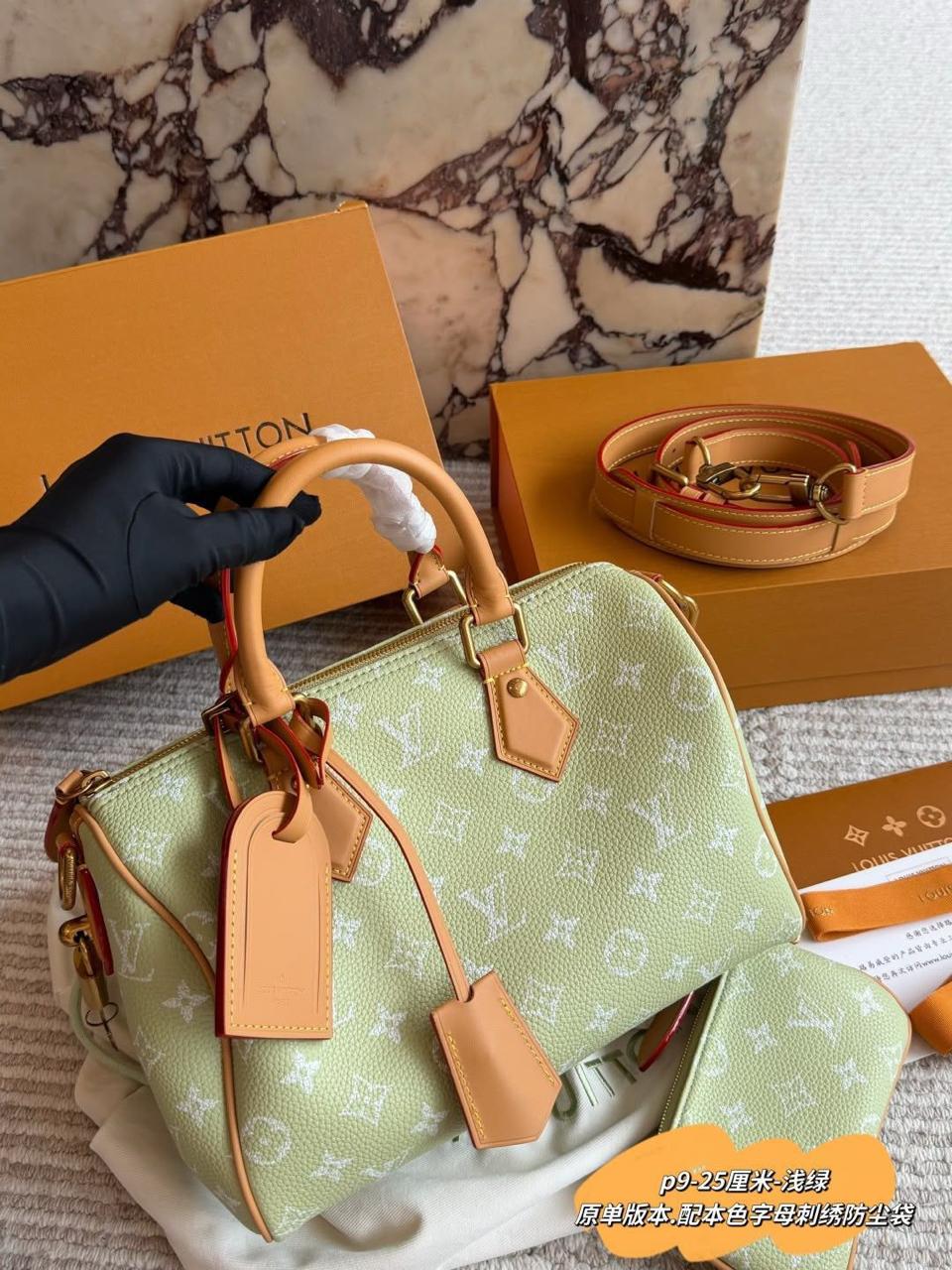 Lv bag 30 cm