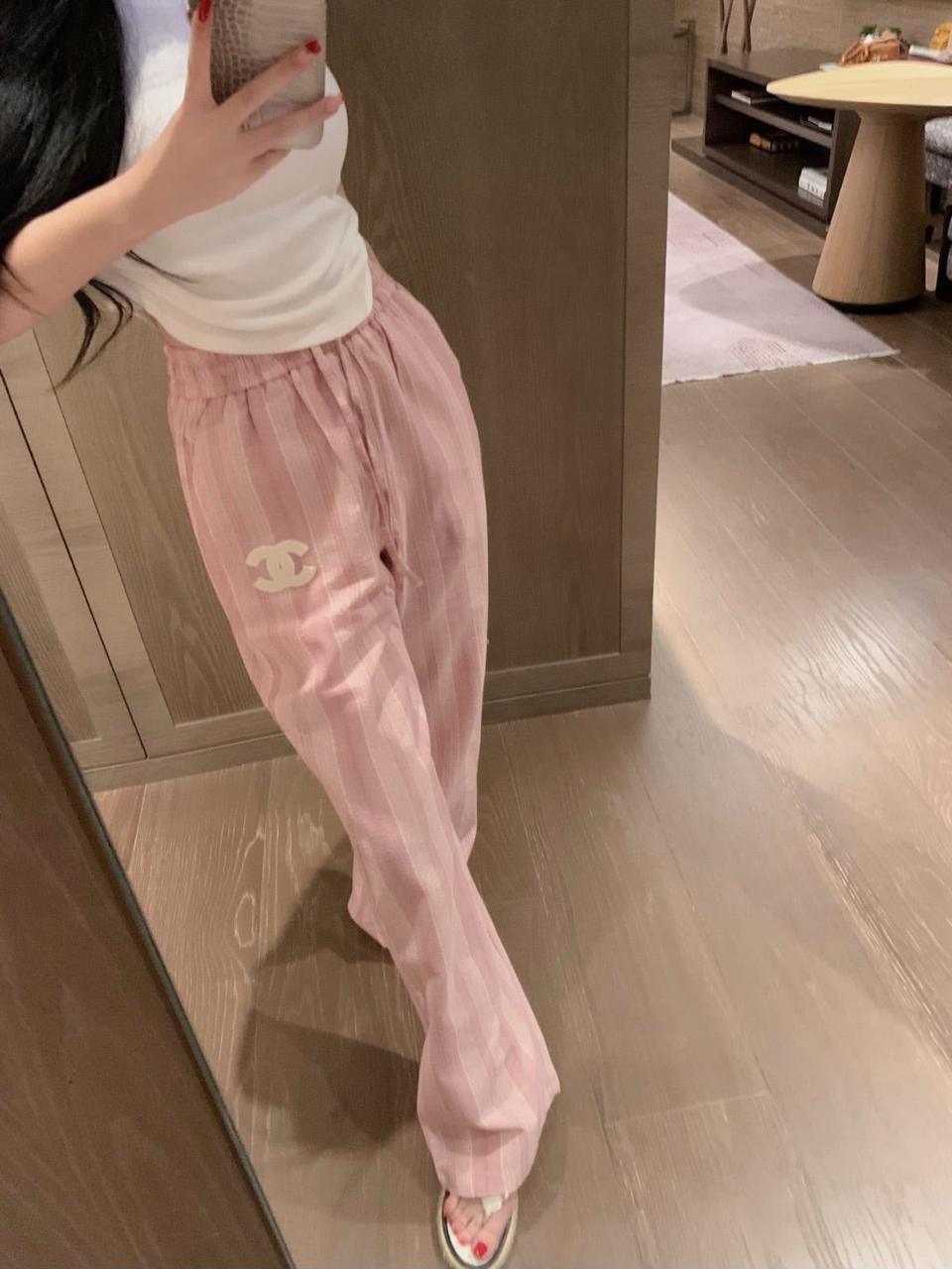 Chanel pants