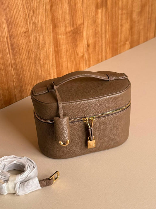 Loro piana bag - make up bag