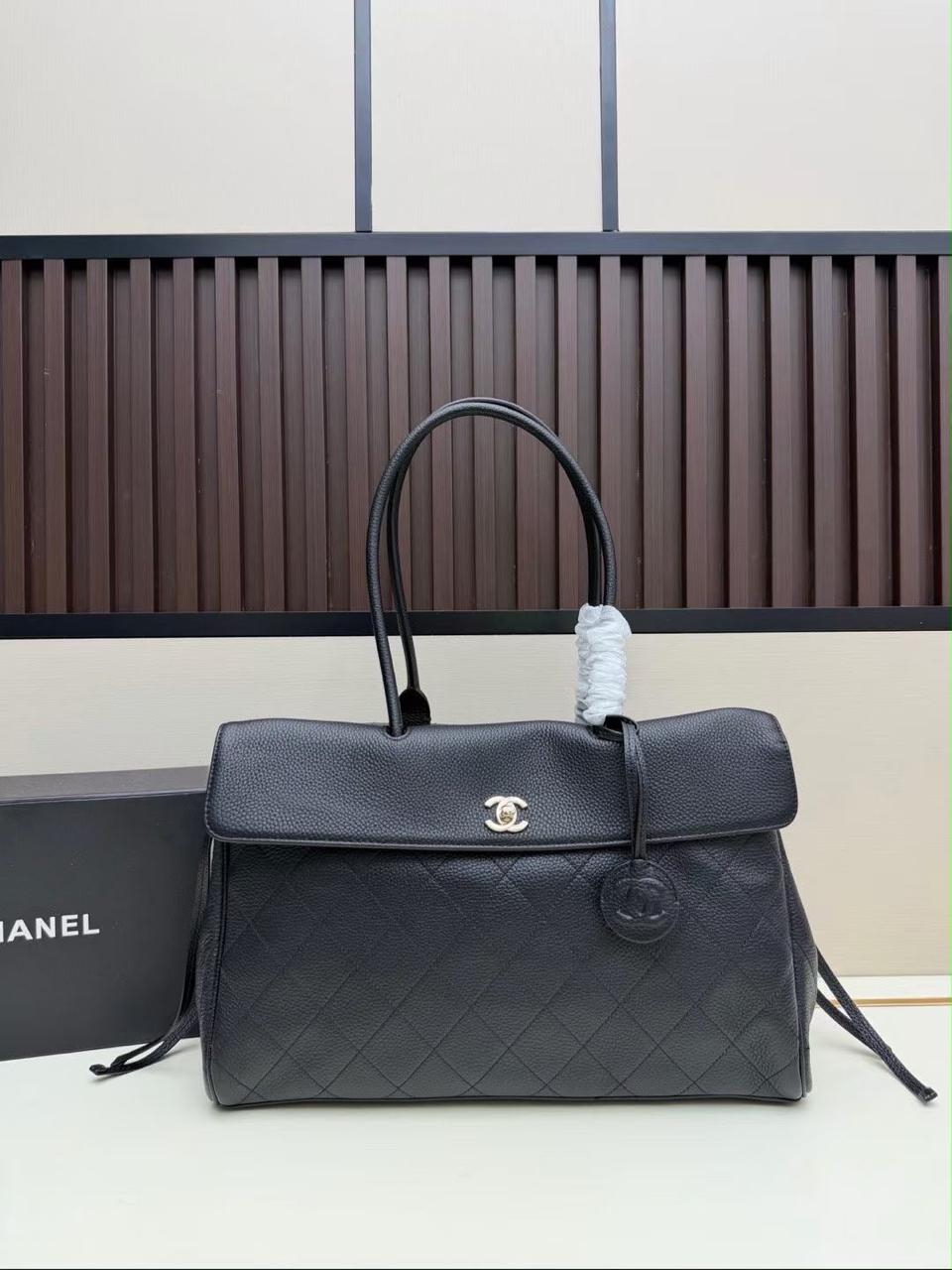 Chanel bag - big size