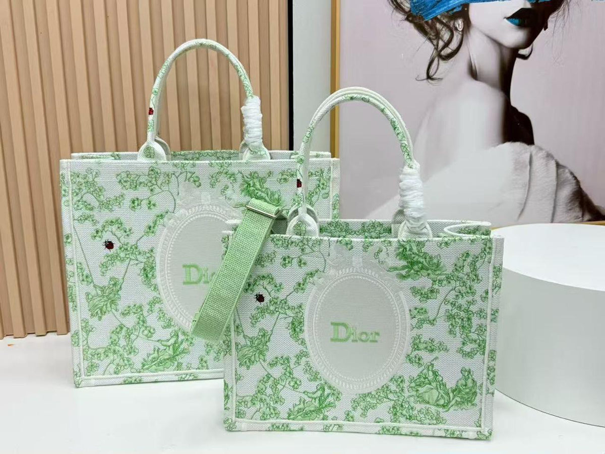 Dior bag tote “ medium - large