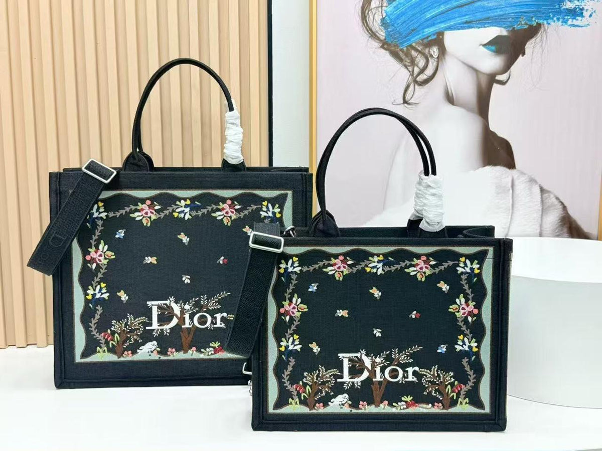 Dior bag tote “ medium - large