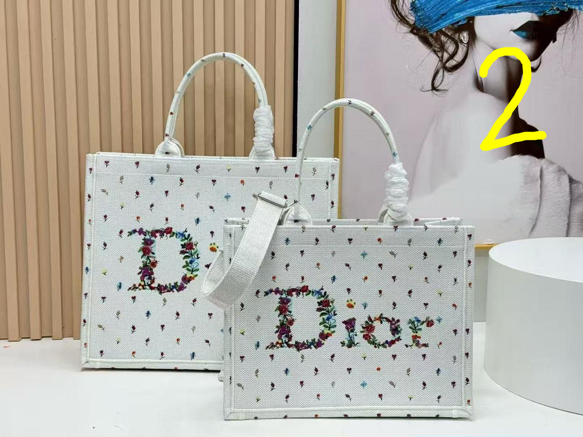 Dior bag tote “ medium - large