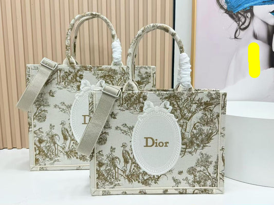 Dior bag tote “ medium - large