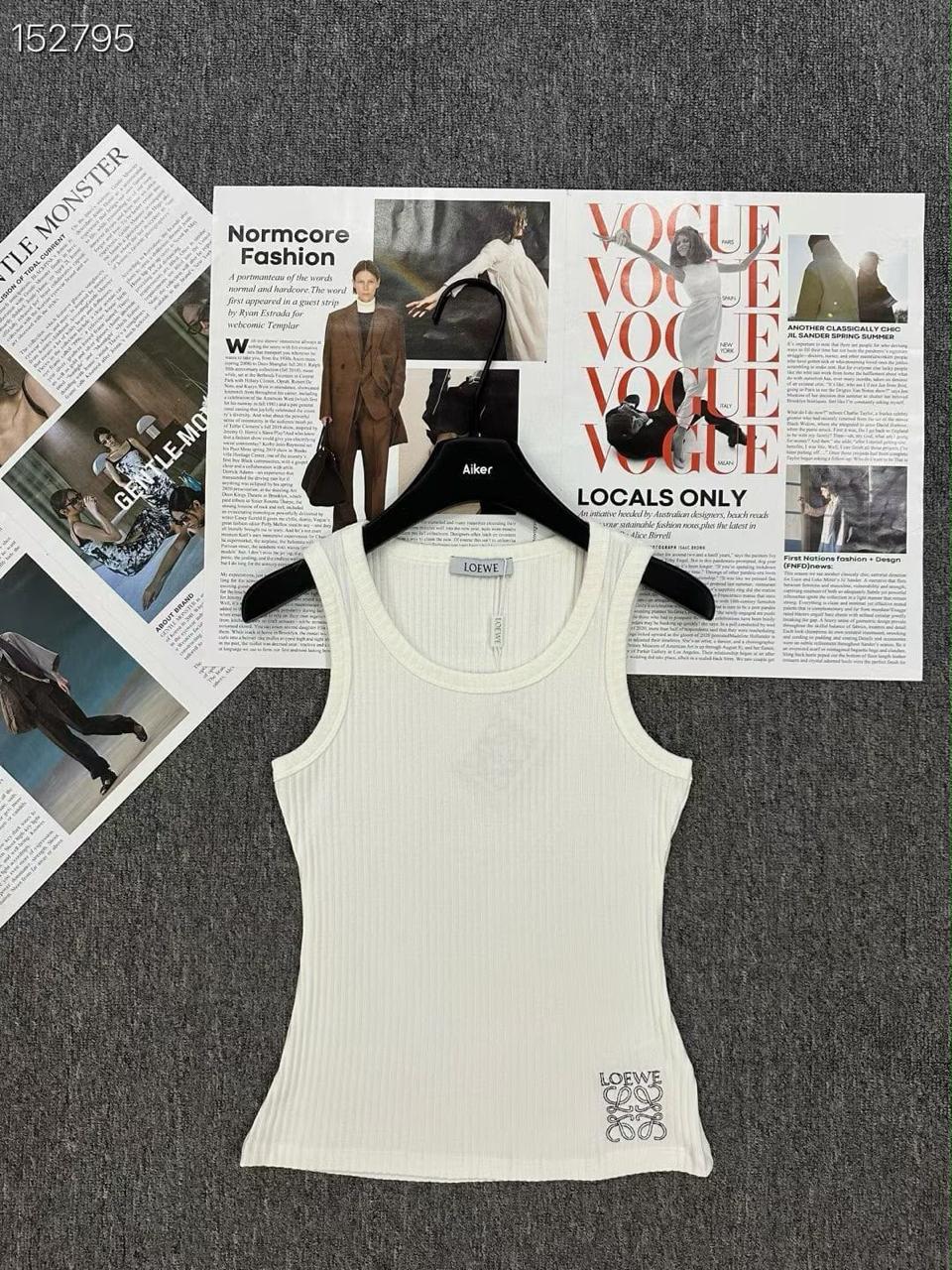 Loewe top