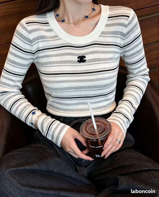 Chanel sweater