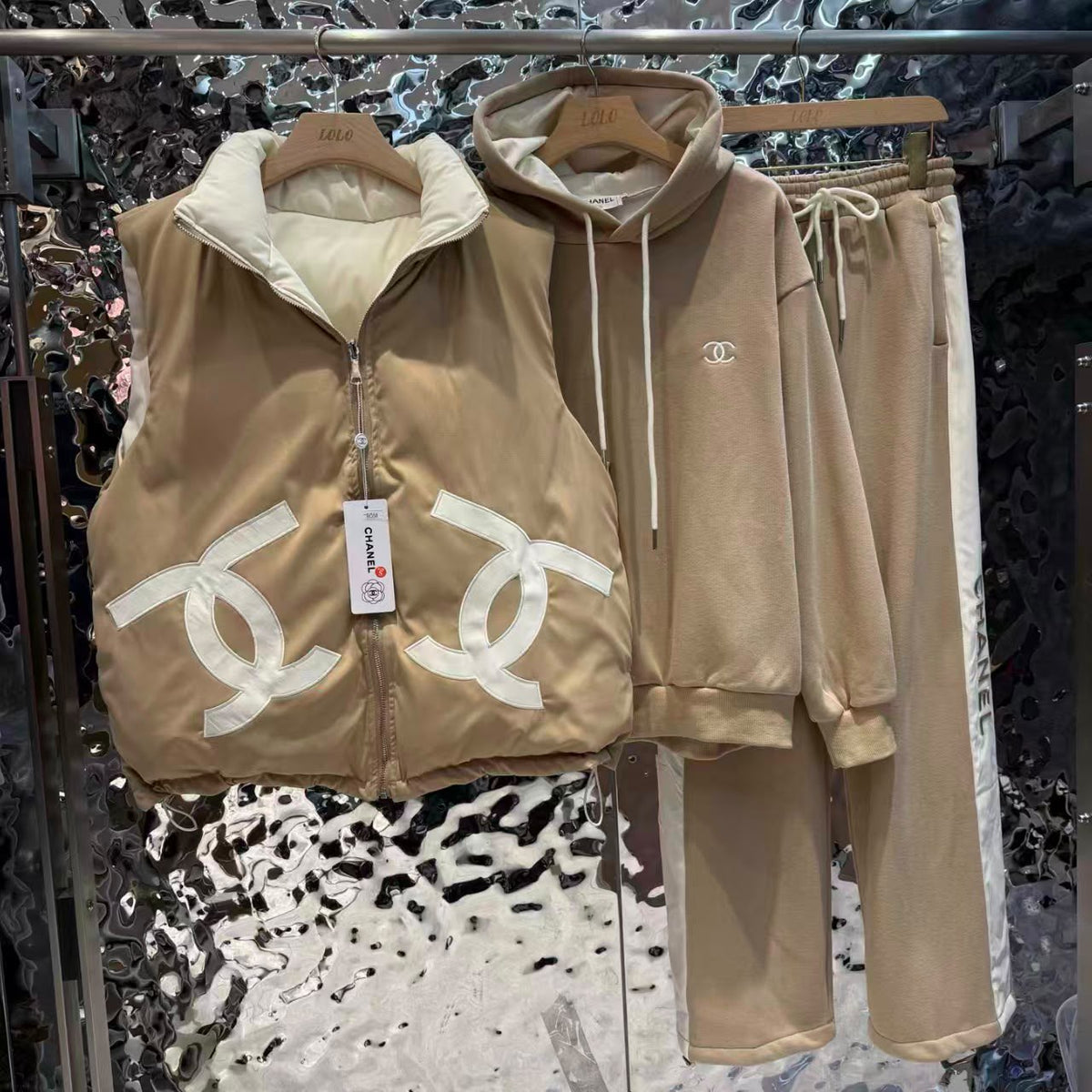 Chanel tracksuit with vest - double sided