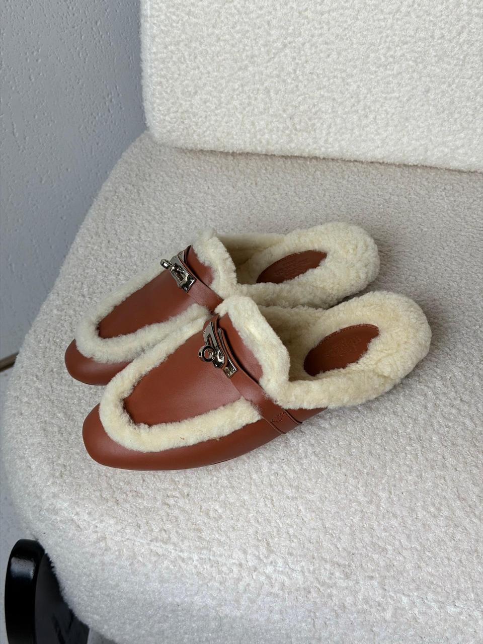 Hermes mules with fur