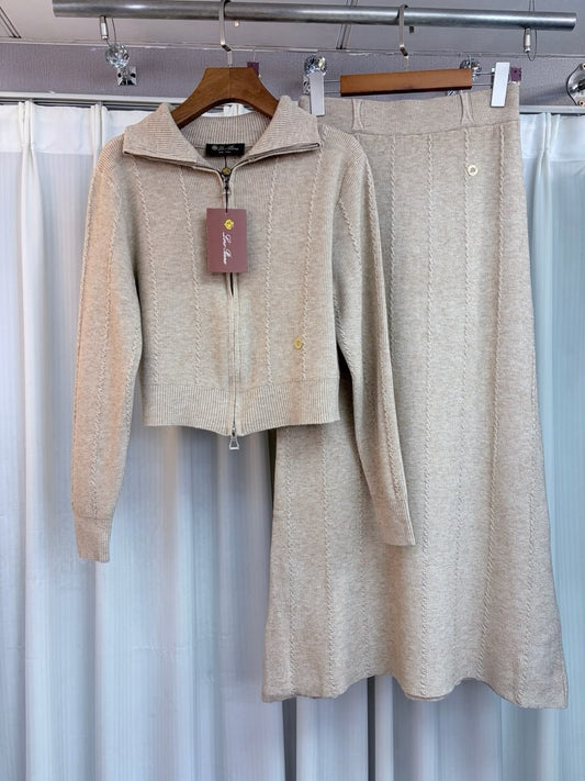 Loro piana clothes set - skirt with sweater