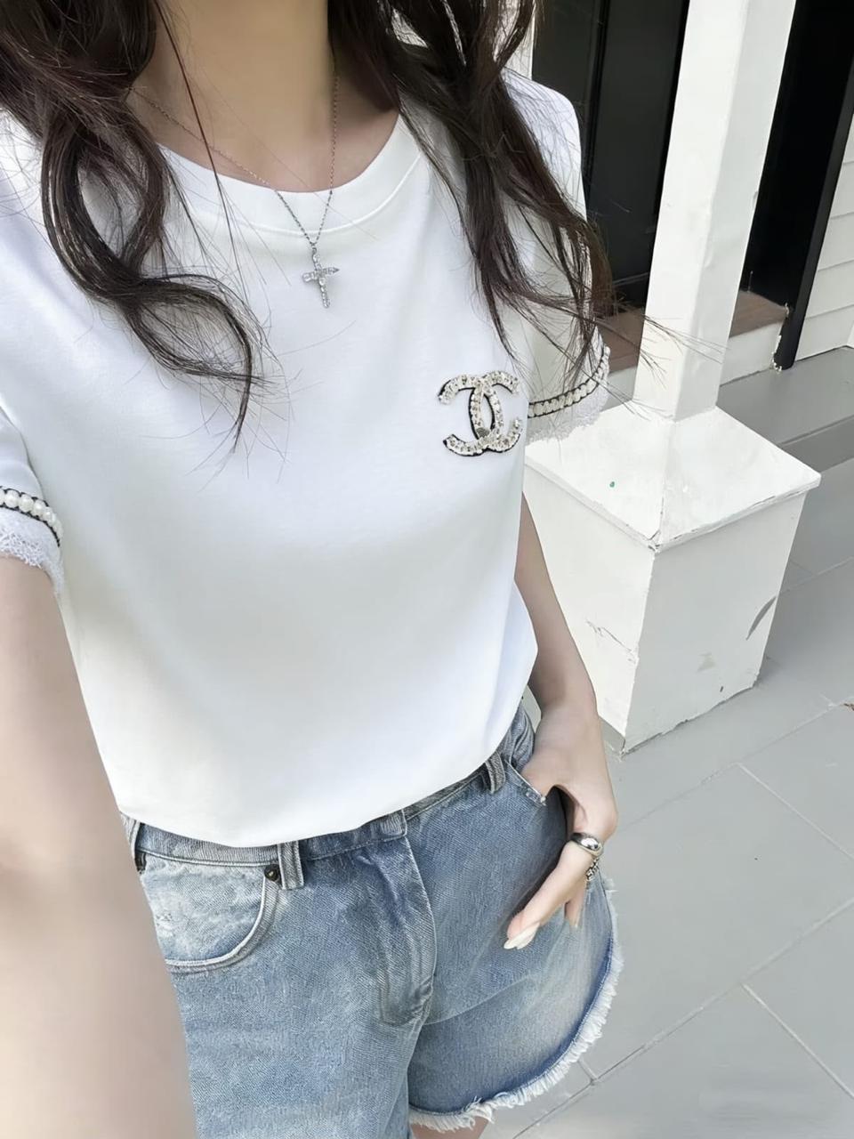 Chanel Tshirt