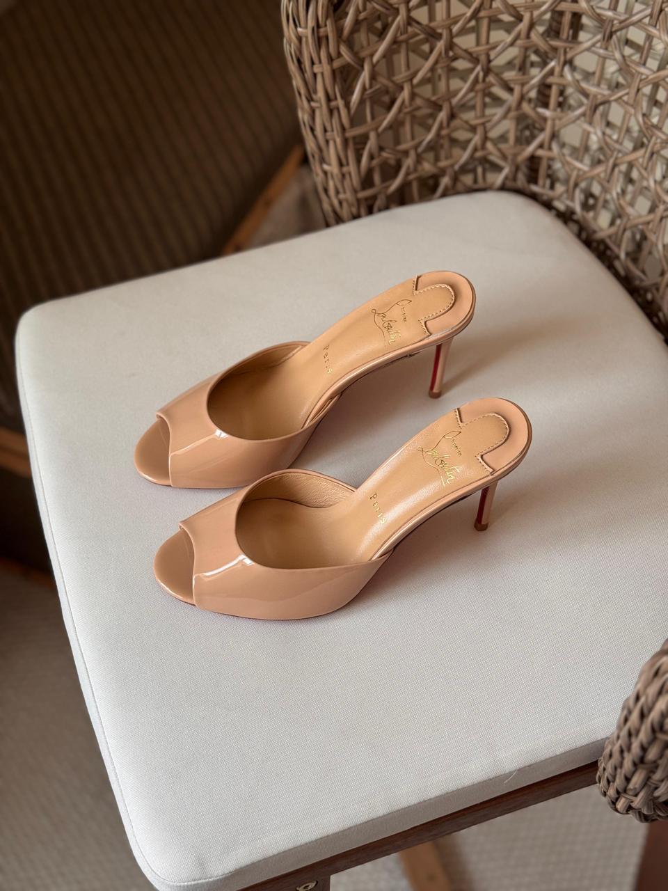 Christian louboutin sandala heels