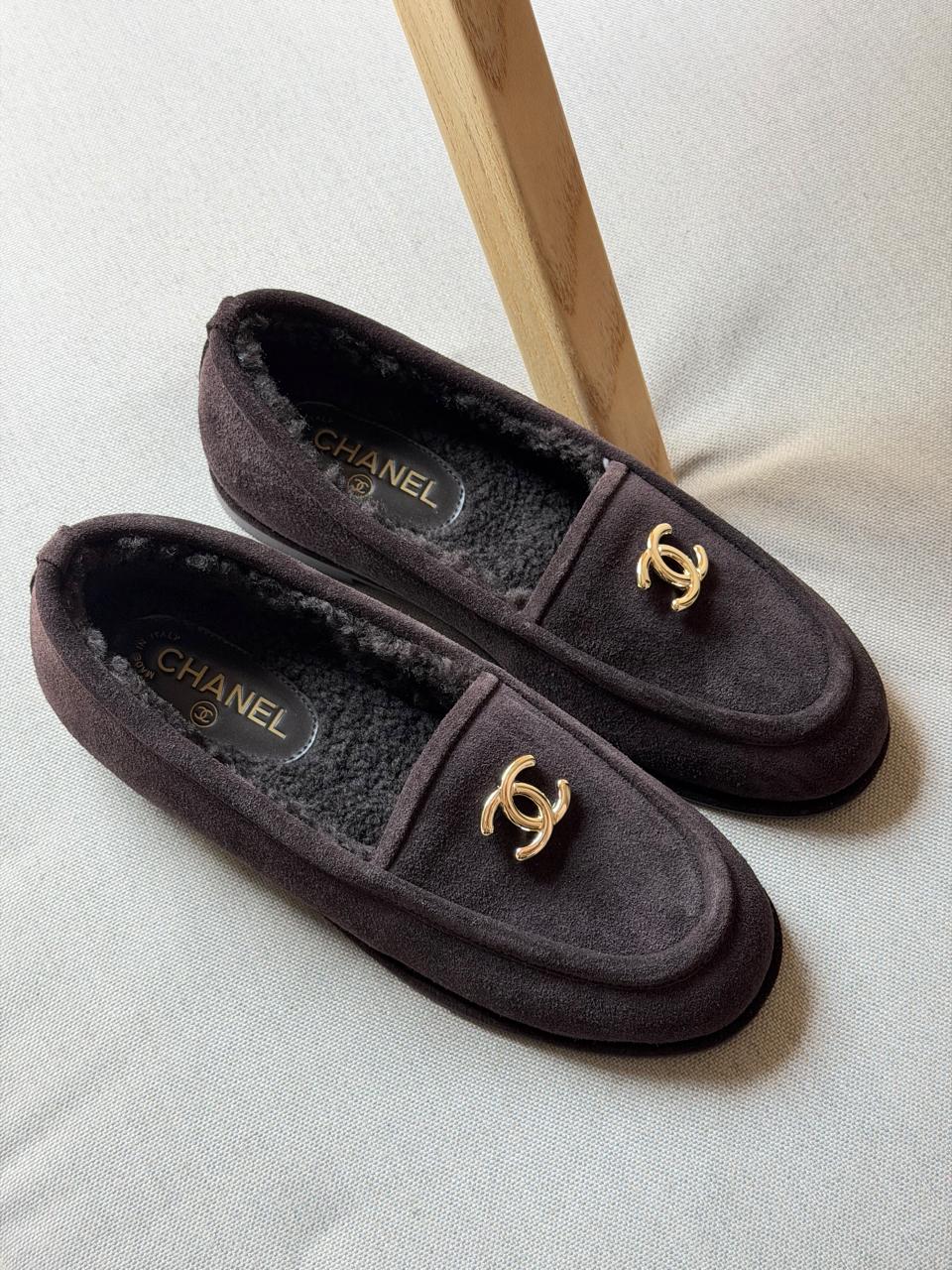 Chanel loafers with fur