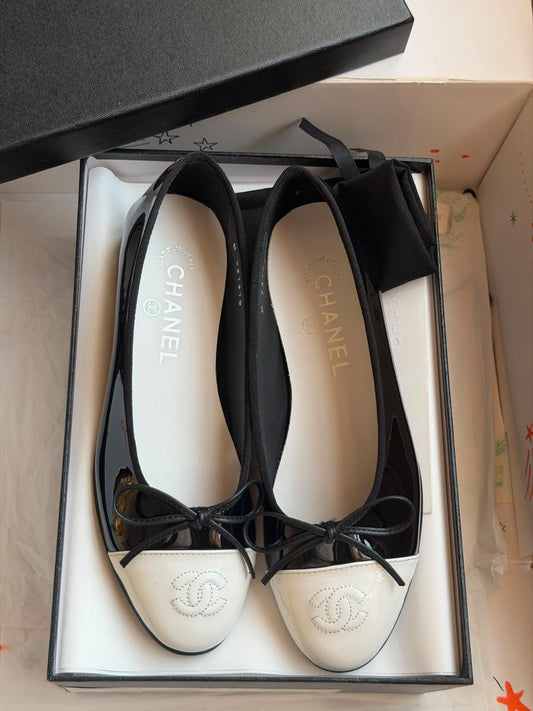 Chanel ballerina